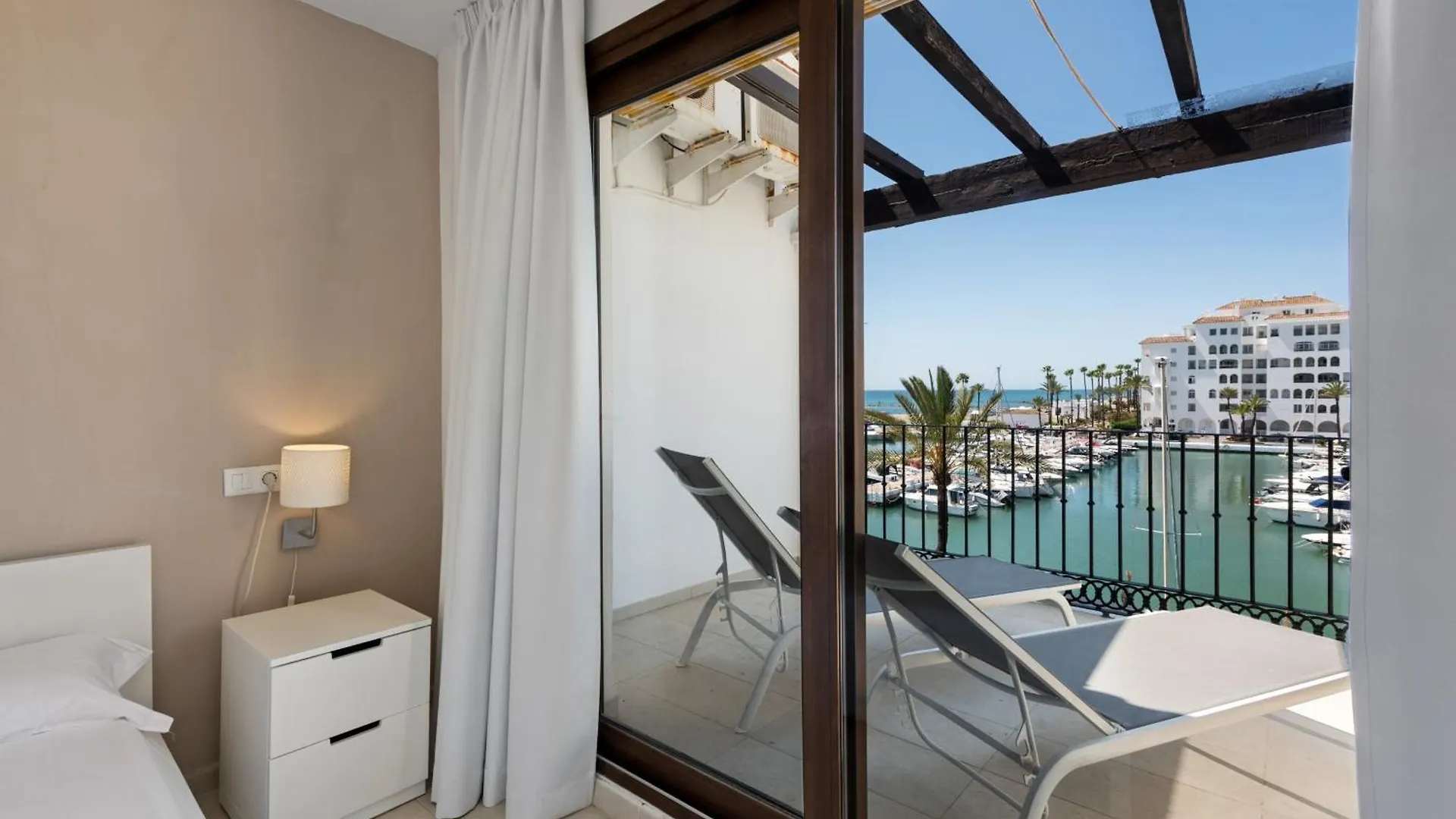 Beautiful Duquesa Harbour Apt 2001 Manilva 0*,