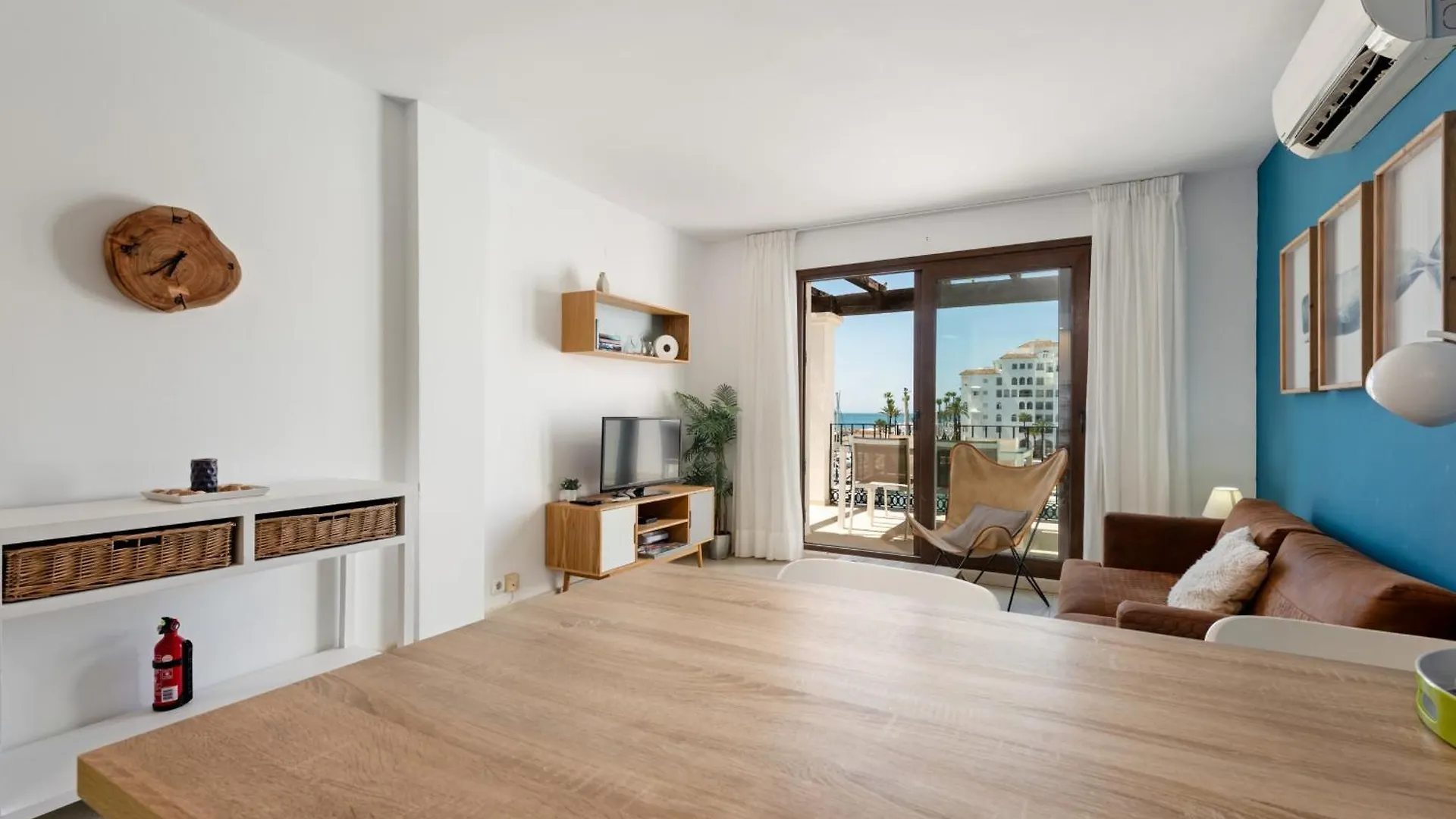 Beautiful Duquesa Harbour Apt 2001 Manilva Apartment